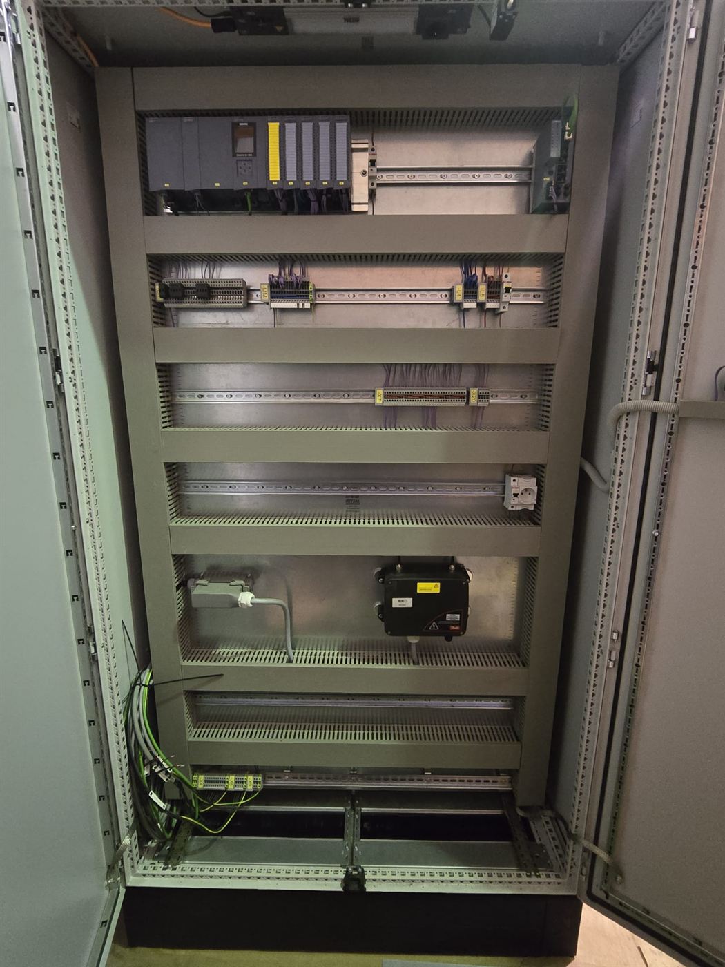 Assemblage verdeelbord met Siemens componenten
